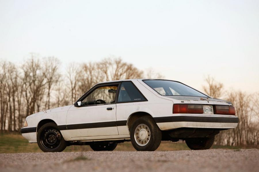  Ford Mustang LX 1989 года  (фото 3 из 14)